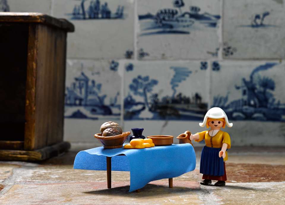 PLAYMOBIL "The Milkmaid" - Image 5