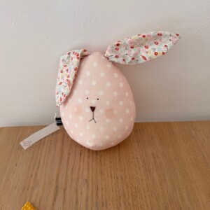 Διακοσμητικό αυγό λαγός λεβάντα (big)