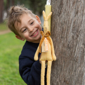 Λαμπάδα "Λαγός" καρό κίτρινο